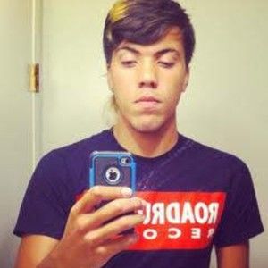 Meet your Posher, Kyle